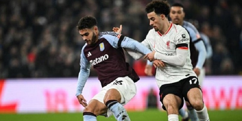 Hai đội đang cùng hướng đến việc thu về chiến thắng